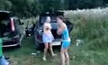 Amaterske punce plešejo v domačem videu