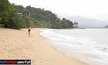 Μια ερασιτέχνης Βραζιλιάνα, η Amandaborges, συλλαμβάνεται στην παραλία για πρωκτικό σεξ