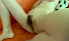 Japonská babička si užívá amatérský krém